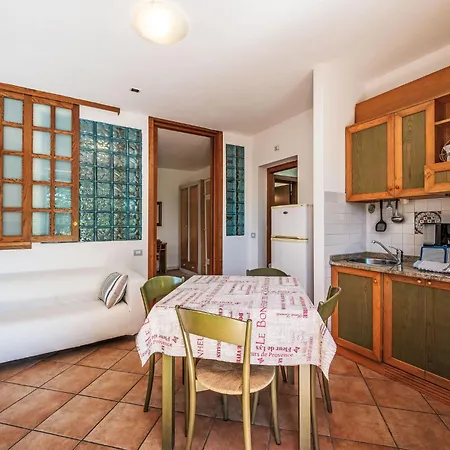 Lägenhet La Rocca-1 By Interhome Monte del Lago