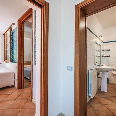 La Rocca-1 By Interhome Lägenhet