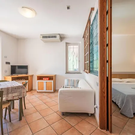 Lägenhet La Rocca-1 By Interhome