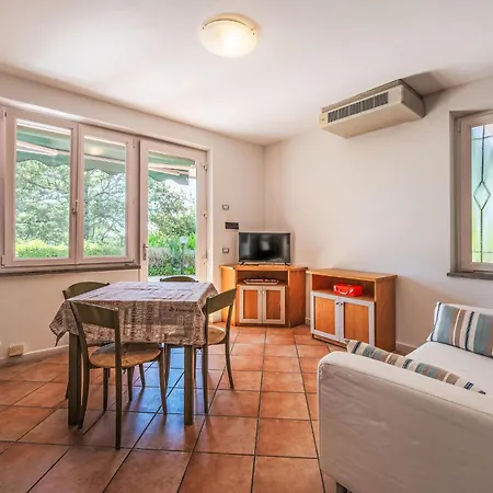La Rocca-1 By Interhome Lägenhet