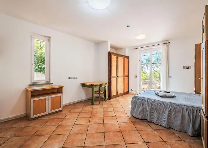 Apartament La Rocca-1 By Interhome